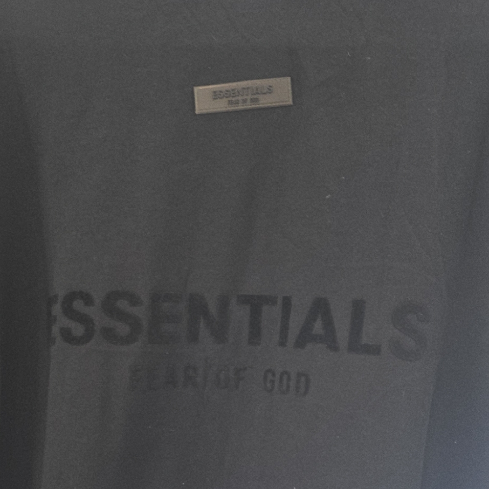 Fear of God Essentials Black Tee LARGE
